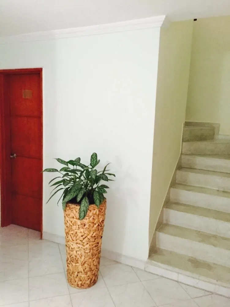 Casa Portico Hotel Medellín 2*,